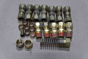 lot 177 image: Assorted Brass Fittings