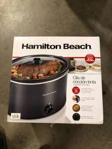 Hamilton Beach 10 Qt. Black Slow Cooker with Folding Handles  Customer Returns See Pictures
