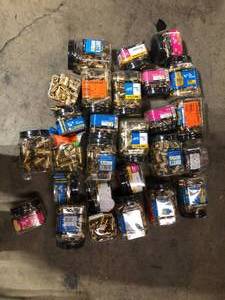 Lot of Apollo 34 in. Brass PEX-B Barb x Male Pipe Thread Adapter Pro Pack (25-Pack) Customer Returns See Pictures