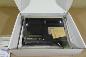 lot 103 image: Powermatic I Elite Manual Cigarette Injector