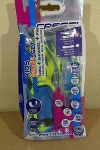 lot 114 image: Cressi Kids Snorkel Set -Fin Size SM