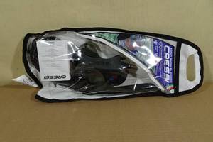 lot 116 image: Cressi Adult Snorkel Combo