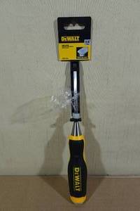 lot 126 image: DeWalt 14 Wood Chisel