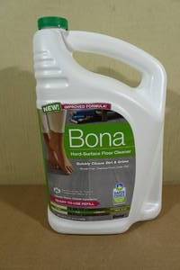 lot 137 image: Bona Hard Surface Floor Cleaner 160fl oz