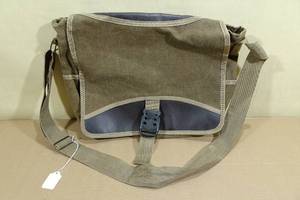 lot 166 image: Canvas Shoulder Bag 18x15x6