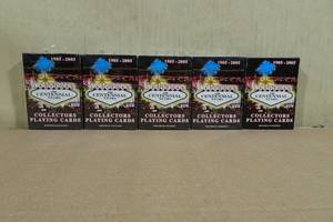 lot 172 image: 5 Packs of Las Vegas Collectors Playing Cards