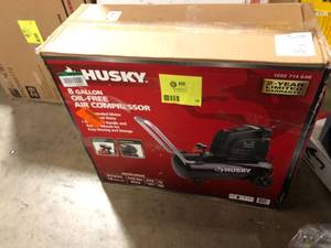 Husky 8G 150 PSI Hotdog Air Compressor  Customer Returns See Pictures