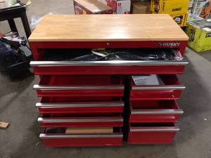 Husky 42 in. W x 18.1 in. D 8-Drawer Red Mobile Workbench Cabinet with Solid Wood Top Slightly Rusted Customer Returns See Pictures