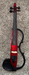 lot 34 image: Yamaha Silent Violin Sv-120 RED WHIGH END HARD BLACK TRAVEL CASE TESTED & WORKS