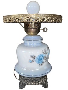 lot 41 image: Vntg Blue Flower Luster Gone With The Wind Floral FLAWLESS Lamp 26 3 Way Light