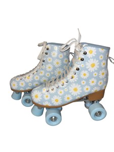 lot 81 image: BRAND NEW ALTARD STATE SUNFLOWER SKATES SIZE 9