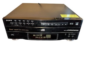 lot 90 image: Sony  CDP-C322M  5 Disc CD PlayerChanger  TestedWorks Excellent WRemote