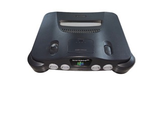 lot 98 image: Retro Gaming Fun Awaits Fully Tested Nintendo 64 Bundle