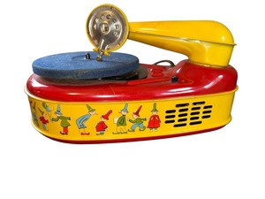 lot 36 image: Lindstrom, Electric Phonograph Model, 777 Vintage Tin Litho, Toy Record Player