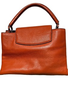 lot 141 image: LOUIS VUITTON Clementine Taurillon Leather Capucines MM Bag