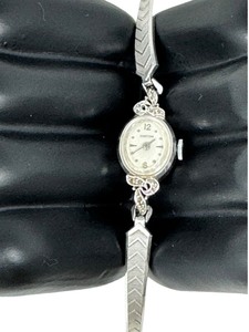 lot 151 image: Vintage Croton 14K White Gold Ladies Watch