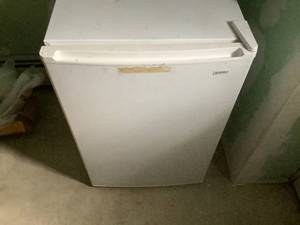 Kenmore Mini Fridge