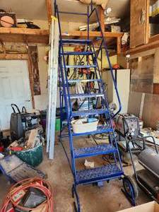 Ladder Lot 2
