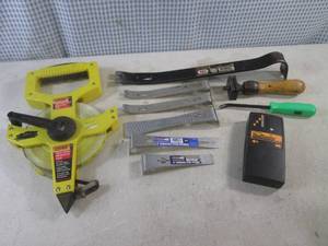 lot 189 image: (EC1) 100 ft Fiberglass Measuring Tape, Stud Sensor and Pry Bars
