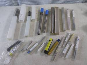lot 200 image: (CSB) Assortment of Chucking Reamers