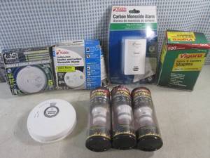 lot 241 image: (A-1) Assorted Smoke and Carbon Monoxide Alarms and Box of 500 Fabric and Garden Staples