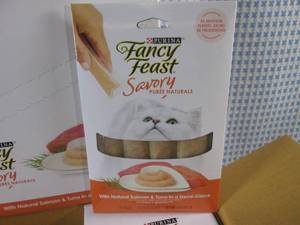 lot 245 image: (F-0) Purina Fancy Feast Savory Puree Cat Treats Salmon & Tuna - 2 Inner Boxes of 15 Packets with 4 Pouches Each (120 Treats Total) Past Date
