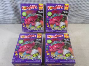 lot 257 image: (B-2) 4 Boxes Funables Trolls Fruit Flavored Snacks Past Date