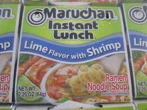 lot 289 image: (EC2) Case of 12 Instant Lunch Ramen Noodle Soup Cups Lime with Shrimp Past Date