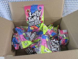 lot 334 image: (C-1) 12 Bags Laffy Taffy Laff Bites Candy 3oz Past Date