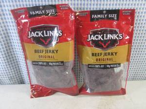 lot 364 image: (B-3) 2 Family Size Bags Jack Links Original Beef Jerky Best by Feb 2024