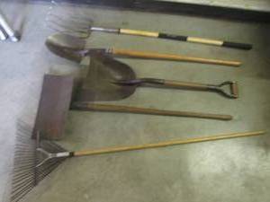 lot 405 image: (FRNT) Yard Tools - Shovels, Fork and Rake