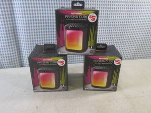 lot 23 image: (CS) 3 Prisma Cube LED Bluetooth Wireless Speakers