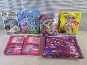 lot 27 image: (CS) Assorted Valentines and Bag of Valentine Mini Candy Bar Assortment Best by Aug 2024