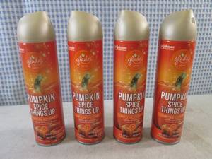 lot 45 image: (BSB) 4 Cans Glade Pumpkin Spice Things Up Air Freshener Spray 8oz