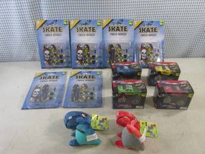 lot 51 image: (CSB) Assorted Small Toys...