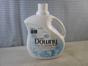 lot 64 image: (F-0) Large Ultra Downy Free & Gentle Fabric Conditioner 129oz