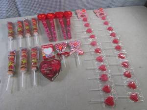 lot 81 image: (B-1) Assorted Candy All In Date...