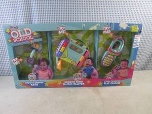 lot 87 image: (EW3) Little Tikes Old School Toy Value Pack Keys, Music Player and Flip Phone