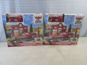 lot 89 image: (CSB) 2 Disney Pixar Cars On The Road Reds Fire Station Play Sets