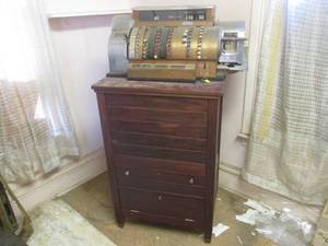 lot 33 image: (LBDR) Vintage Cash Register with Multi Drawer Wood Cabinet