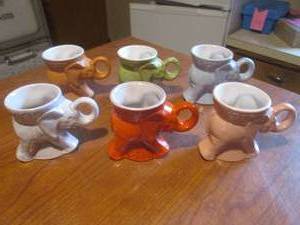 lot 52 image: (K) 6 Assorted Vintage Frankoma Pottery GOP Elephant Cups