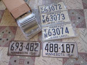 lot 84 image: (UR2) 2 Vintage 1941 Minnesota License Plates and Box of Unused Minnesota Plates