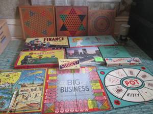 lot 90 image: (UR2) Assorted Vintage Games, Game Boards Etc - Unknown If Boxed Games Are Complete As-Is - Minneapolis Game Is UnopenedSealed
