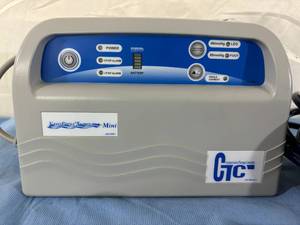 lot 59 image: CTC VP500DM VasoPress Supreme Mini Compression Therapy DVT Pump with Hose - Great Working Condition
