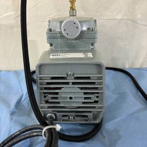 lot 62 image: Gast DOA-P732-AA Oil-Less Compressor Disaphragm Vacuum Pump - Great Working Condition