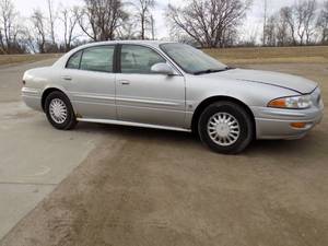 lot 2 image: 2003 Buick Le Sabre Custom