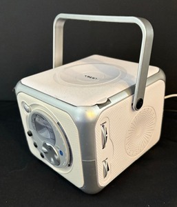 lot 57 image: Jenson Portable Blue Tooth Music System with CD Player