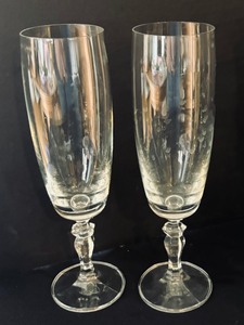 lot 103 image: Grand Grouping of Glassware