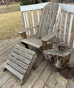 lot 105 image: Rustic Wooden Chair and Stump Side Table