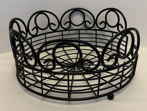 lot 130 image: Black Metal Napkin Holders, Plate Holder and Silverware Holder